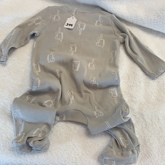 NWOT NORDSTROM BABY FOOTIE SIZE 3 MONTHS - Picture 7 of 7